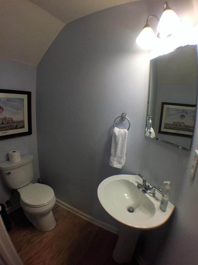 Lux Townhouse, Walk To All, Sleeps 6 Adults Louisville Luaran gambar